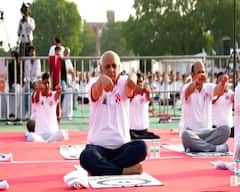 મુખ્યમંત્રી ભૂપેન્દ્ર પટેલે 5 હજાર લોકો સાથે માણસામાં કર્યો યોગાભ્યાસ, યોગને જીવનનું અભિન્ન અંગ બનાવવા કર્યો અનુરોધ