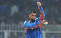 IND vs IRE T20 Series : BCCIने टीम इंडियासाठी दिली बॅड न्यूज! भारताचा नंबर-1 बॉलर आयर्लंडविरुद्धच्या T20I मालिकेतून बाहेर, नेमकं काय घडलं?