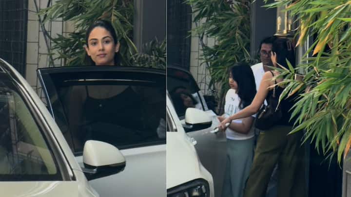 Mira Rajput Kapoor was spotted today stepping out with her daughter, Misha Kapoor, for a sweet weekend outing in Bandra, Mumbai.