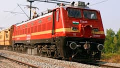 Indian Railways Hikes Penalties: ট্রেনে ভিক্ষা করলে ২০০০ টাকা জরিমানা, মত্ত অবস্থায় উঠলে…নয়া নিয়ম রেলের