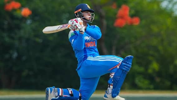 क्रिकेट के इतिहास में भारत के लिए सबसे तेज फिफ्टी, वैभव सूर्यवंशी ने युवराज सिंह को भी पीछे छोड़ा