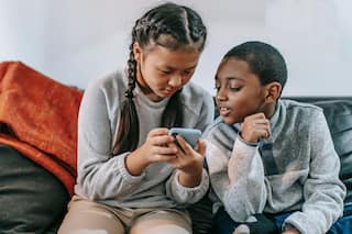 5 Online Safety Habits To Teach Your Child Before They Turn 13