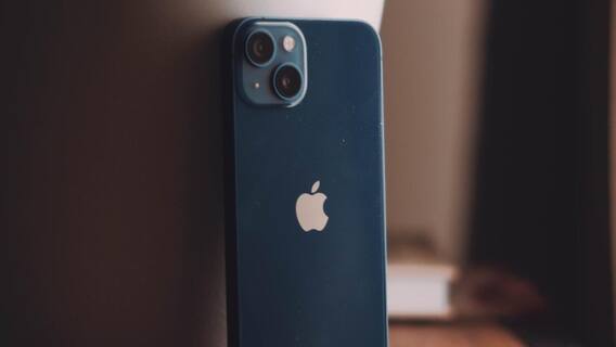 Apple ने iPhone में Stainless Steel का इस्तेमाल क्यों बंद किया? वजह जानकर रह जाएंगे हैरान! Apple ने iPhone में Stainless Steel का इस्तेमाल क्यों बंद किया? वजह जानकर रह जाएंगे हैरान!