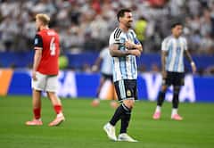 FIFA World Cup 2026: পর পর ম্যাচে মেসি, এমবাপে, হালান্ডের জোড়া গোল, আপাতত বিশ্বকাপের 'গোল্ডেন বুট'-র দৌড়ে এগিয়ে কে?