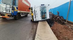 Mumbai Goa Mahamarg Accident: 'पहिल्याच पावसात' मुंबई-गोवा महामार्गाचे पितळ उघडे; खेडजवळ रस्ता खचल्याने टँकर उलटला, PHOTO