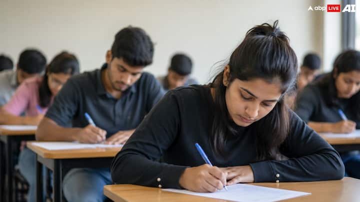 अगले कुछ दिनों में कई यूनिवर्सिटी काउंसलिंग और रजिस्ट्रेशन की तारीखें जारी करेंगे छात्रों को समय पर आवेदन करना होगा और अपनी पसंद के कॉलेज और कोर्स चुनने होंगे.