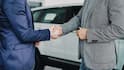 Special Discount for New Car Purchase: कार खरीदने जाने से पहले जान लें अपने ये पांच अधिकार, इन लोगों को प्राइस में मिलती है खास छूट