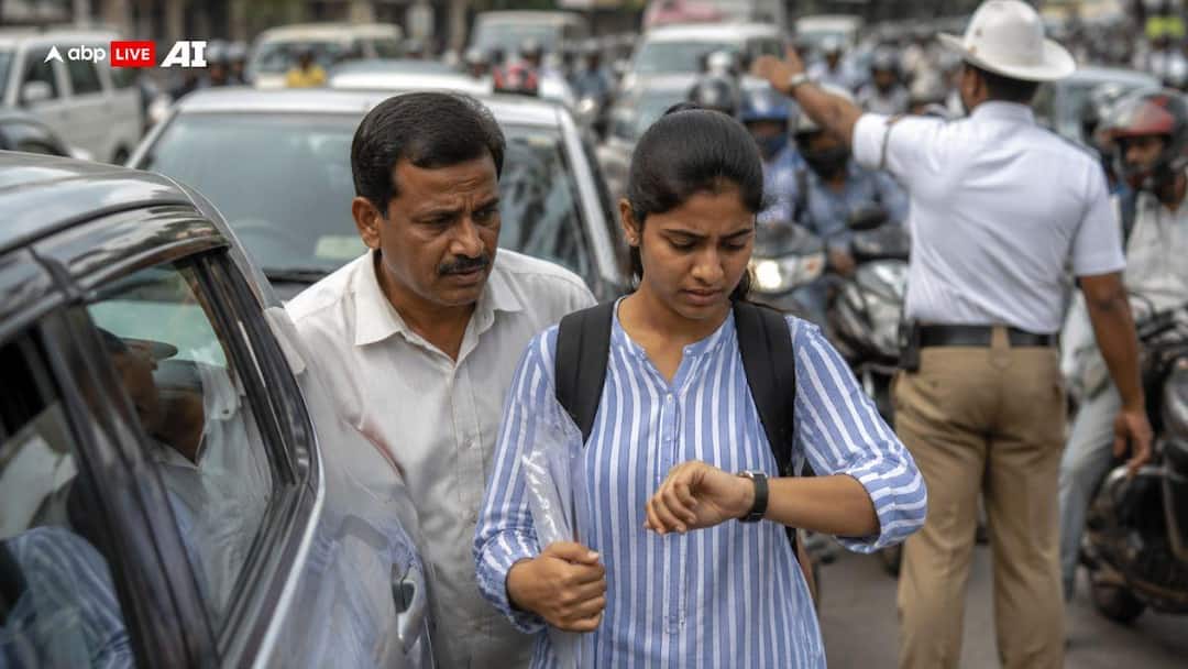 Bengaluru Traffic Police Fact-Check: Late Departure, Longer Route Behind Student Missing NEET Exam Bengaluru Traffic Police Fact-Check: Late Departure, Longer Route Behind Student Missing NEET Exam