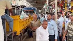 Shirdi FDA Action: शिर्डीत अन्न औषध प्रशासनाकडून पुन्हा धाडसत्र; निकृष्ट दर्जाचा 500 किलोहून अधिक पेढा केला जप्त