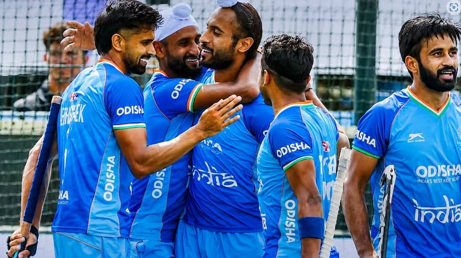 टीम इंडिया ने फिर चटाई पाकिस्तान को धूल, हॉकी प्रो लीग में हरमनप्रीत ब्रिगेड की शानदार जीत Harmanpreet brigade secures a magnificent victory in the Hockey Pro League टीम इंडिया ने फिर चटाई पाकिस्तान को धूल, हॉकी प्रो लीग में हरमनप्रीत ब्रिगेड की शानदार जीत