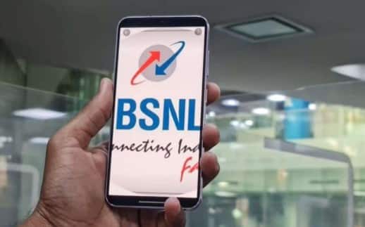BSNL એ સસ્તા મોબાઈલ રિચાર્જ પ્લાન બાદ હવે સસ્તો બ્રોડબેન્ડ પ્લાન રજૂ કર્યો છે. આ પ્લાન વપરાશકર્તાઓને અમર્યાદિત કોલિંગ અને ડેટા આપે છે. આ બ્રોડબેન્ડ પ્લાનની કિંમત ₹259 છે.