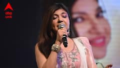 Alka Yagnik Health: হুইলচেয়ারে অলকা যাজ্ঞিক, শারীরিক অবনতি? উদ্বিগ্ন অনুরাগী, গায়িকা বললেন...