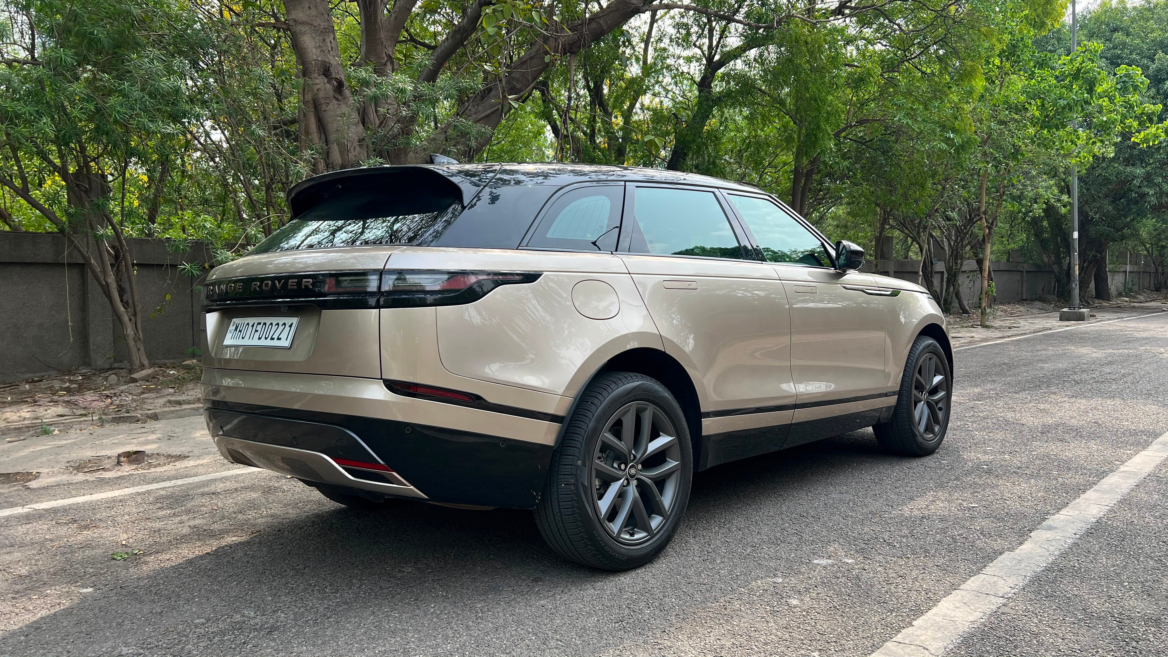 Range Rover Velar: Is This The Best Looking Luxury SUV Below A Crore?
