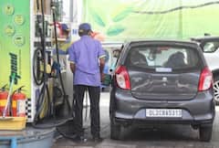 E20 Petrol Older Cars : ਪੁਰਾਣੀ ਕਾਰ 'ਚ E20 ਪੈਟਰੋਲ ਭਰਵਾ ਰਹੇ ਹੋ ? ਇੰਜਣ ਨੂੰ ਬਚਾਉਣ ਲਈ ਤੁਰੰਤ ਕਰੋ ਇਹ 5 ਕੰਮ