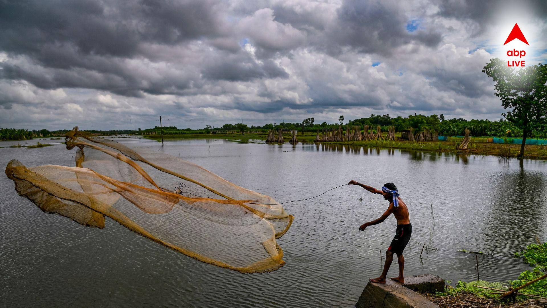Weather Breaking : আগামী ২-৩ ঘণ্টায় প্রবল দুর্যোগ, ঝড়-বৃষ্টি-বাজ, কমলা সতর্কতা জারি এই জেলায়