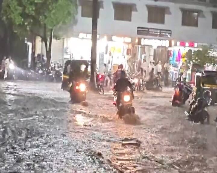 નોંધનીય છે કે અંધેરી સબવે મુંબઈનો એક મુખ્ય માર્ગ છે જે પૂર્વ અને પશ્ચિમને જોડે છે. દરરોજ હજારો વાહનો અને લોકો તેમાંથી પસાર થાય છે. ચોમાસાના વરસાદ દરમિયાન અંધેરી સબવેમાં પાણી ભરાવાની સમસ્યા જૂની છે. શહેરના નીચાણવાળા વિસ્તારોમાં અનેક સ્થળોએ ભારે પાણી ભરાઈ ગયા છે. કોઈપણ અનિચ્છનીય ઘટના કે અકસ્માત ન થાય તે માટે સબવેની બહાર પોલીસ તૈનાત કરવામાં આવી છે.