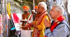 Amarnath Yatra 2026: मनोज सिन्हा ने पवित्र गुफा में की प्रथम पूजा, श्रद्धालुओं के लिए खास इंतजाम