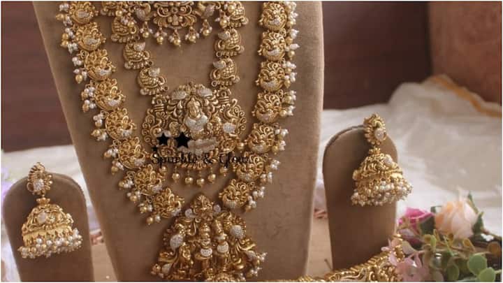 విలువైన రాళ్లు ఉన్న ఉంగరాలను గట్టిగా బ్రష్ చేయకండి. చెవిపోగులను వీలైతే విడదీసి ఒక్కో భాగాన్ని సున్నితంగా శుభ్రం చేయడం మంచిది.