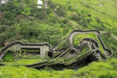 Lohgarh Fort: केतनच्या मृत्यूनंतर लोहगडावर तो स्पॉट पाहण्यासाठी पर्यटकांची गर्दी वाढली; प्रशासनाकडून 'सावधान'तेची सूचना