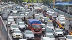 Mumbai Rains Traffic: मुंबईच्या पश्चिम द्रुतगती महामार्गावर मोठी वाहतूक कोंडी, वाहनांचा लांबच लांब रांगा, PHOTO