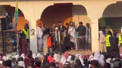 पाकव्याप्त काश्मीरमध्ये आंदोलनाचा भडका, लोकांचा नारा, 'तुमच्या रेशनची आम्हाला गरज नाही, आम्ही पाकिस्तानचा भाग नाही' 1 कोटींचे बक्षीस ठेवलेल्या शौकत नवाज यांना अटक