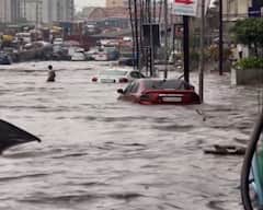 Mumbai Rain Photos: મુંબઇમાં આકાશી આફત, કિંગસર્કલ અને દાદરમાં ઘૂંટણસમા ભરાયા પાણી, રેડ એલર્ટ-શાળાઓ બંધ