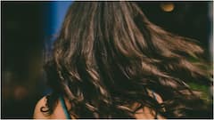 Superfoods for Healthy Hair : జుట్టు మంచిగా పెరగాలంటే డైట్లో ఈ ఫుడ్స్ చేర్చుకోండి.. రోజూ తింటే హెయిర్​ ప్రాబ్లమ్స్ దూరమవుతాయట