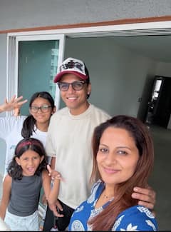 Abhijeet Sawant: बायकोच्या वाढदिवशी गायक अभिजीत सावंतचं स्पेशल सरप्राईज; चाहत्यांच्या भुवया उंचावल्या