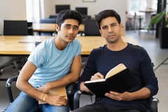 अमेरिका में नौकरी का सपना देख रहे हैं? H-1B वीजा को लेकर आई बड़ी अपडेट