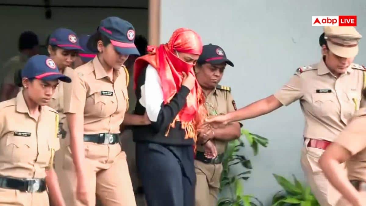 'Not Obscene Gesture': Siya Goyal's Father Says Viral Middle Finger Video Was Due To Finger Injury
