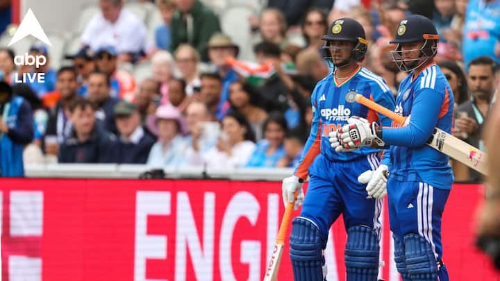 Earlier this record was held by Sachin Tendulkar. Sachin was 16 years and 205 days old when he made his Test debut against Pakistan in 1989.