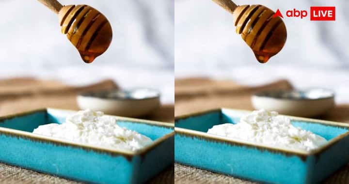 Homemade Face Pack For Glowing Skin : ग्लोइंग स्किन का सीक्रेट! केमिकल वाले प्रोडक्ट्स छोड़ें, घर पर बनाएं ये 2 जादुई फेस पैक 3 दही और शहद का मिश्रण स्किन को नमी देने और मुलायम बनाने में मदद करता है. दही में मौजूद प्रोबायोटिक्स स्किन को साफ रखते हैं, जबकि शहद के एंटीबैक्टीरियल गुण त्वचा को संक्रमण से बचाने में मदद करते हैं.