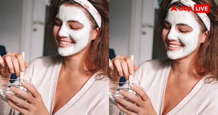 Homemade Face Pack For Glowing Skin : ग्लोइंग स्किन का सीक्रेट! केमिकल वाले प्रोडक्ट्स छोड़ें, घर पर बनाएं ये 2 जादुई फेस पैक 6 बेहतर रिजल्ट पाने के लिए फेस पैक लगाने से पहले चेहरे को हल्के गर्म पानी से साफ करें. इसके बाद हल्के हाथों से फेस पैक लगाएं और सूखने पर धीरे-धीरे धो लें. किसी भी नए फेस पैक का यूज करने से पहले पैच टेस्ट जरूर करें, जिससे स्किन पर किसी तरह की परेशानी न हो.