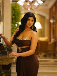 Pragya Nagra : బంగారు కాంతుల్లో అందాల ప్రగ్యా - తమిళ బ్యూటీ క్యూట్ లుక్స్... వెయిటింగ్ ఫర్ టాలీవుడ్ ఛాన్సెస్
