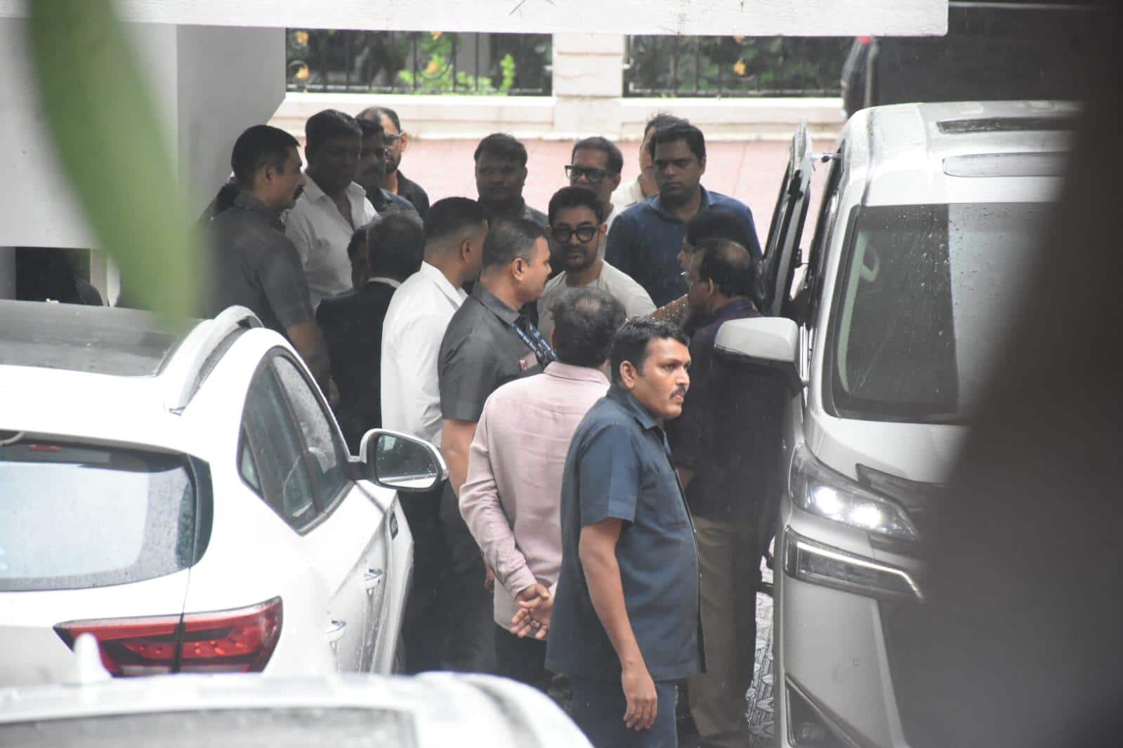 धोती-कुर्ता और पायल..., गौरी स्प्रैट संग शादी के बाद सामने आई आमिर खान की पहली झलक, वीडियो वायरल