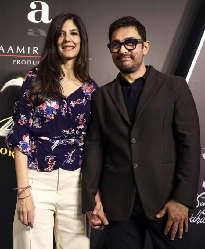 बता दें कि गौरी स्प्रैट बेंगलुरु की रहने वाली हैं. उनका बॉलीवुड से कोई लेना-देना नहीं है, वो ब्यूटी और वेलनेस इंडस्ट्री में काम करती हैं. गौरी ब्रिटिश मूल के कम्युनिस्ट फिलिप स्प्रैट की पोती हैं, जो भारत के स्वतंत्रता आंदोलन से जुड़े रहे थे.