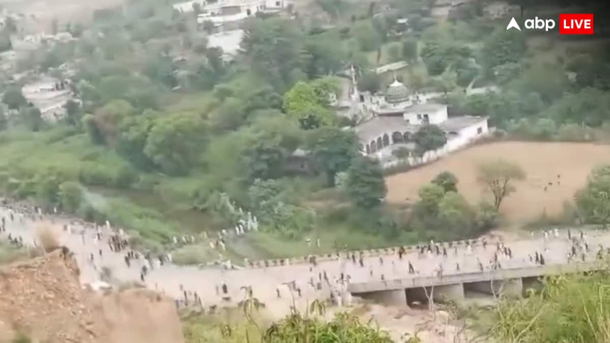 Bloody Sunday in PoK! To crush the voice of rebellion, Shahbaz-Munir's army opened fire, one killed and 14 injured