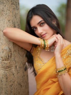 Bhagyashri Borse: లెనిన్ హీరోయిన్ భాగ్యశ్రీ... బ్యూటిఫుల్ ఎల్లో శారీ కట్టింది