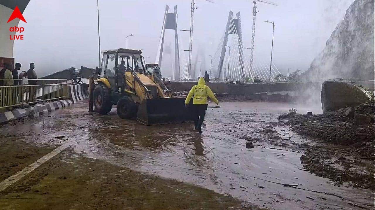 Maharashtra Rain : ১৬টি ট্রেন বাতিল, ধসের জেরে জাতীয় সড়কে যান চলাচল ব্যাহত; বিস্তীর্ণ অংশে দুর্ভোগ মহারাষ্ট্রে