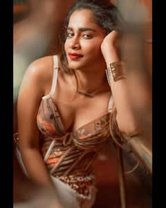 Sahithi Dasari: గ్లామర్ ఫోటోలతో సాహితి దాసరి హల్‌చల్... 'శీలవతి' to 'పొలిమేర' - ఏం చేసిందో తెలుసా?