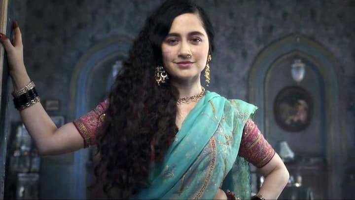 Aamir and Sanjeeda separated in the year 2020. Whereas after one year i.e. in the year 2021, their relationship ended with divorce. The actress now lives with her daughter Ayra.