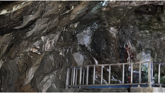 Amarnath Yatra 2026: మంచు శివలింగం కరిగిపోయినా రద్దీ తగ్గలేదు! బాబా బర్ఫానీ దర్శించుకున్న 86 వేల మంది భక్తులు! Amarnath Yatra 2026: మంచు శివలింగం కరిగిపోయినా రద్దీ తగ్గలేదు! బాబా బర్ఫానీ దర్శించుకున్న 86 వేల మంది భక్తులు!