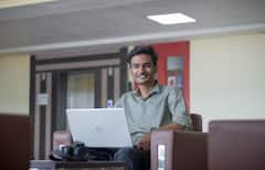ग्रेजुएट उम्मीदवारों के लिए जूनियर असिस्टेंट के 14 पदों पर भर्ती, 81,100 तक मिलेगी सैलरी