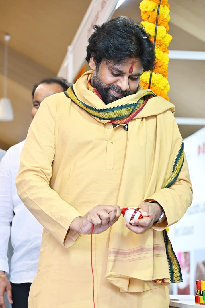 ప్రపంచానికి శాంతి సందేశం అందించిన గొప్ప బౌద్ధ క్షేత్రంగా అమరావతి శతాబ్దాలపాటు ఆధ్యాత్మిక, సాంస్కృతిక కేంద్రంగా వెలుగొందినట్టు తెలుస్తోందన్నారు.