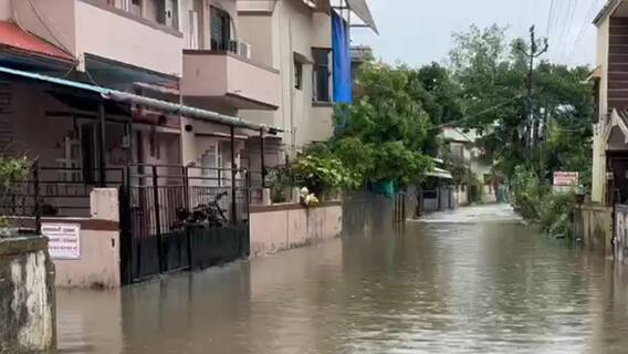વલસાડના વાપીમાં ખાબક્યો ધોધમાર વરસાદ, 8.58 ઈંચ વરસાદથી જળબંબાકાર