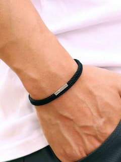 Black Thread: చేతికి, కాలికి నల్లదానం ఎందుకు? ఆధ్యాత్మిక రహస్యం & సైన్స్ ఏం చెబుతున్నాయ్?
