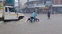 Heavy Rain Photos: દક્ષિણ ગુજરાતમાં મેઘરાજાનું રૌદ્ર સ્વરૂપ, ઓરંગા નદી થઇ બે કાંઠે, નવસારી-વાપીમાં જનજીવન ઠપ્પ