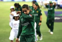 PCB ने फातिमा सना को कप्तानी से हटाया, इंग्लैंड में 'द हंड्रेड' लीग के लिए अब होंगी रवाना