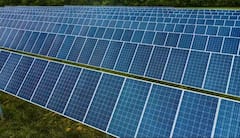  Solar Panel : ਪੂਰਾ ਚਾਰਜ ਹੋਣ ਤੋਂ ਬਾਅਦ Solar Panel ਕਿੰਨੀ ਦੇਰ ਤੱਕ ਘਰ ਦੀ ਬਿਜਲੀ ਚਲਾ ਸਕਦਾ ਹੈ? ਜਾਣੋ ਪੂਰਾ ਹਿਸਾਬ-ਕਿਤਾਬ