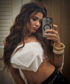 Dhamaal 4 - Ketika Sharma: హిందీ సినిమాలో 'రొమాంటిక్' భామ స్పెషల్ సాంగ్... కేతికా శర్మ BTS ఫోటోలు